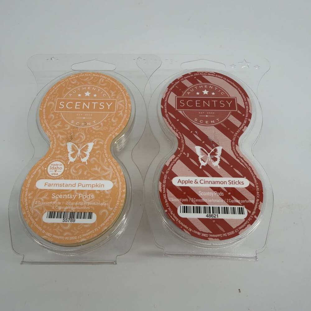 Scentsy Farm stand Pumpkin And Apple Cinnamon Sticks Pods Fragrance Lot Of 2 New